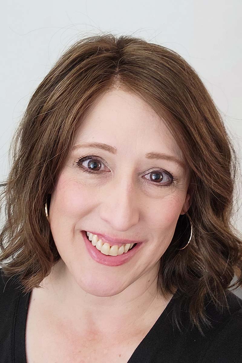 Soft and Subtle Average / Large Wig by Gabor | Synthetic Lace Front Wi