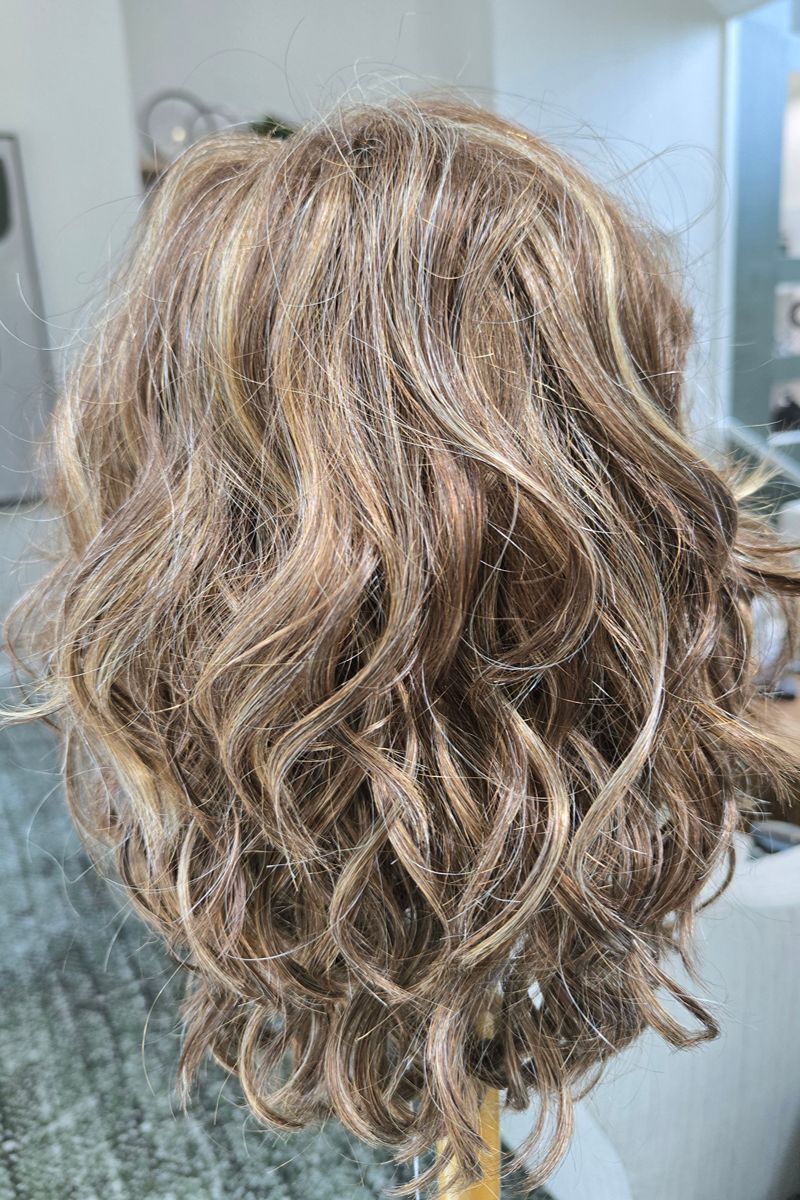 OPEN BOX Finn Wig by Estetica | Synthetic Lace Front Wig