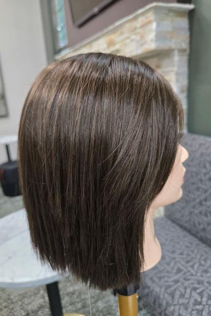 OPEN BOX Ellis Wig by Estetica | Synthetic Lace Front Wig (Mono Part)