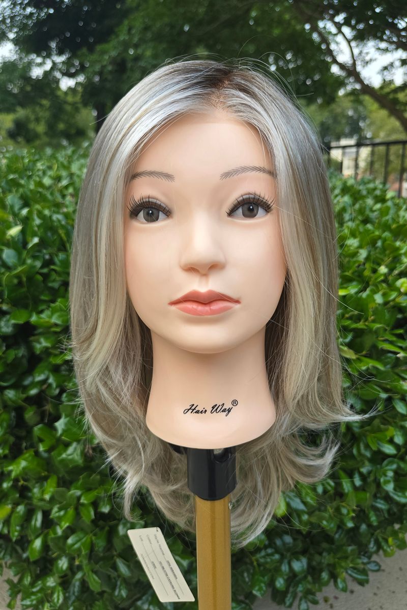 Miranda Wig by Jon Renau in 101/88/27S8 (Catalina Blonde) | A sunkissed blonde with a bold platinum money piece and medium brown roots
