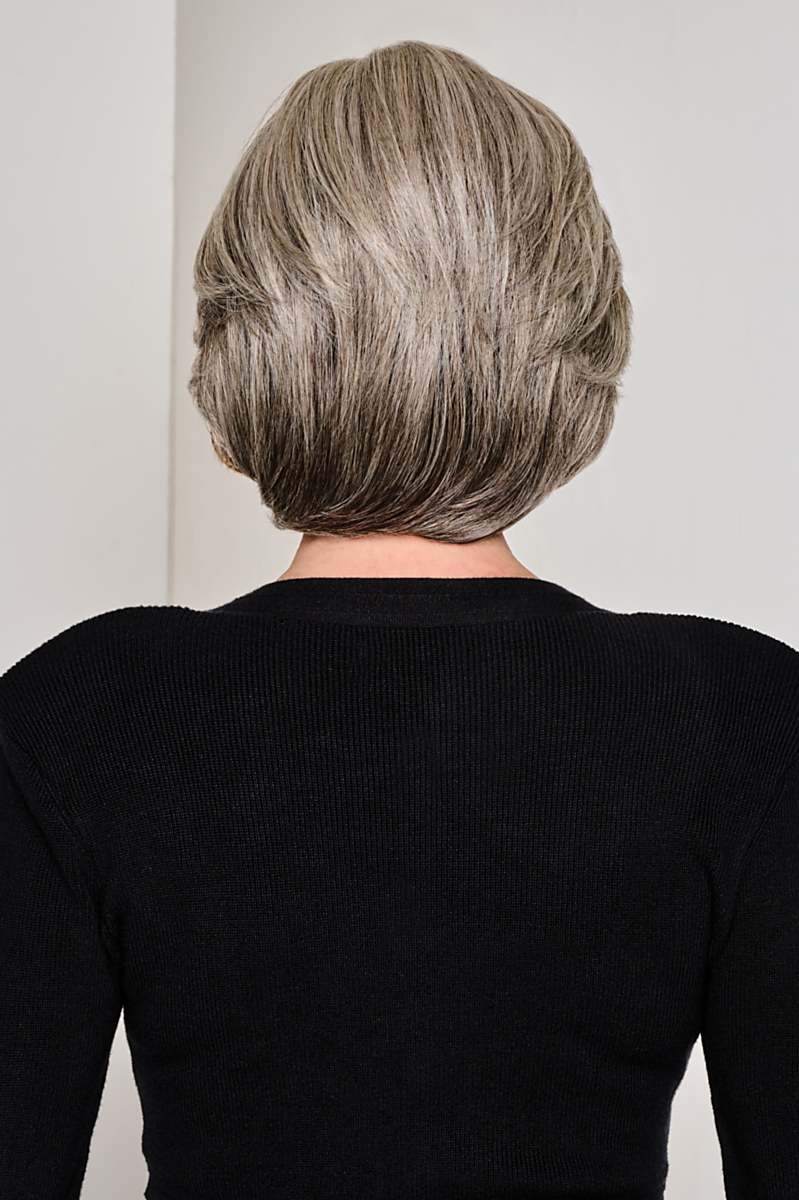 Flash Forward by Raquel Welch | Heat Friendly Synthetic | Lace Front