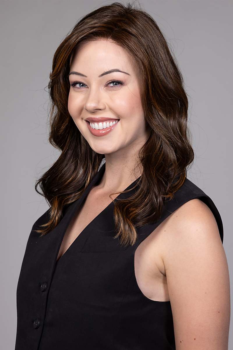 Santiago Wig by Belle Tress | Heat Friendly Synthetic | Extended Lace Front (Mono Part)