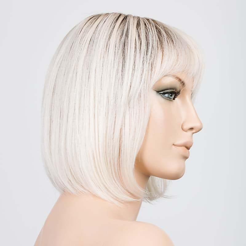 Sing Wig by Ellen Wille | Synthetic Lace Front Wig (Mono Part) Ellen Wille Heat Friendly Synthetic Pearl Blonde Rooted 101.20.25 / Front: 3.5