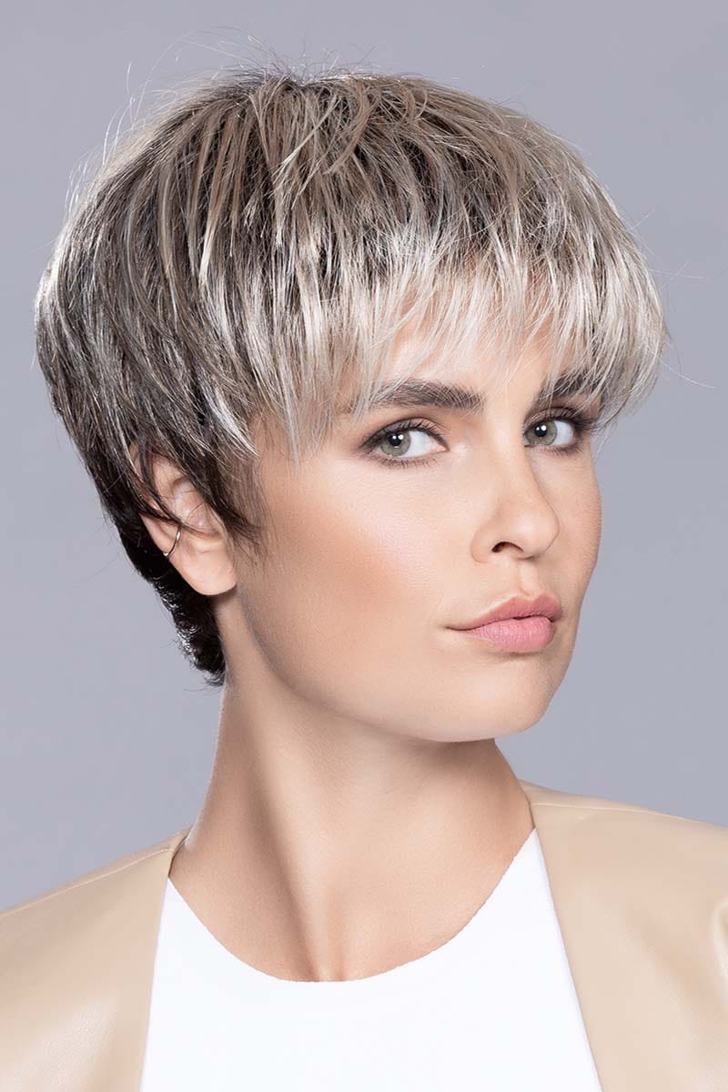 Stop Hi Tec by Ellen Wille | Short Synthetic Wig (Mono Crown)